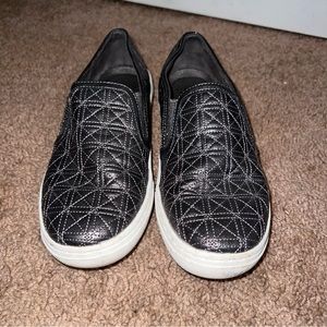 Skechers metallic grey slip ons